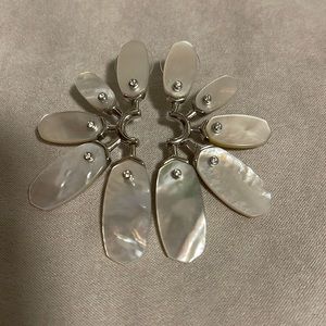 Kendra scott Ashlyn statement earring mother of pearl silver